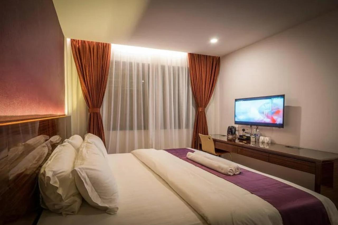 Wiwo Hotel Bintulu Exterior photo
